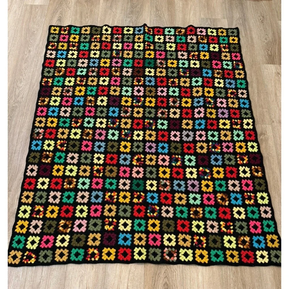 Vintage Handmade Granny‎ Square Crochet Afghan Thrown Blanket Bright Multi-color